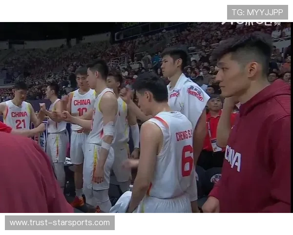 中国男篮大胜菲律宾晋级世界杯八强，全队表现亮眼核心球员再创佳绩