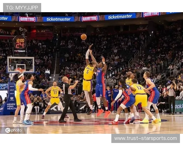 湖人关键战力复出助球队连胜 东部争冠形势再度升温