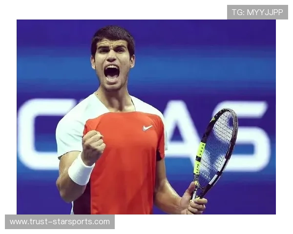 网坛最新动态：顶尖选手激战四大满贯赛事精彩瞬间回顾