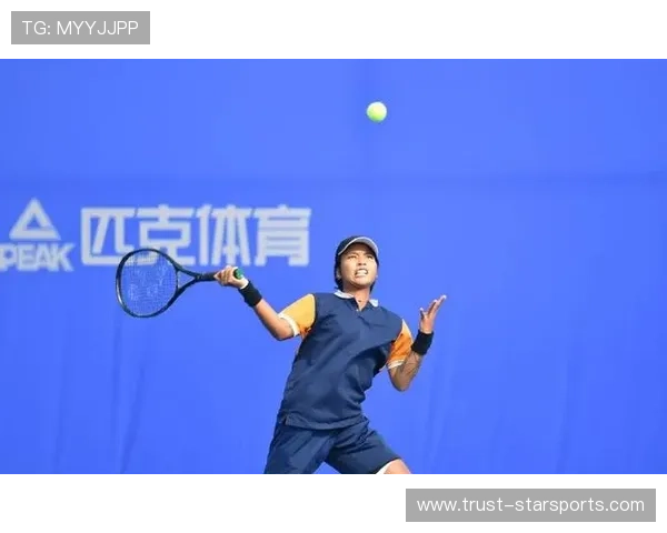 网球赛场风云再起顶尖选手激烈角逐引发全球关注